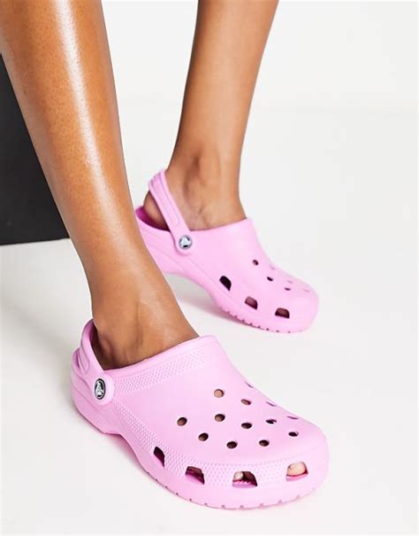 crocs clogs near me.